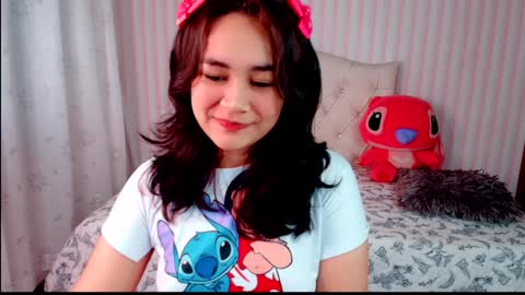 Larissas online show from 3, 2, 2025