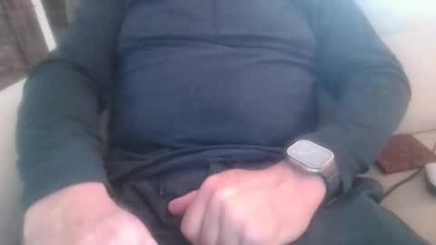 Snapshot of larryj007 chatting on 18, 5, 2026 larryj007 online show from 18, 5, 2026