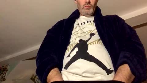 larrythelover23 online show from 2, 2, 2026