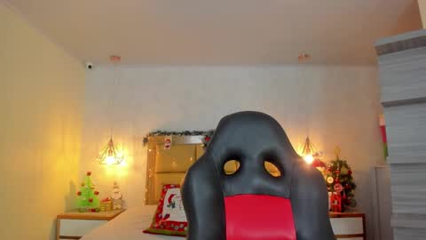  MIA  online show from 20, 12, 2025