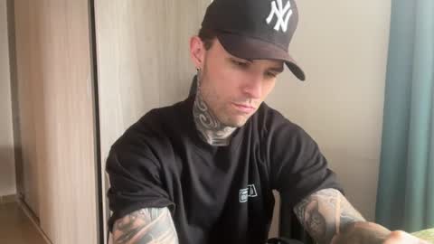 Snapshot of larsskeet chatting on 25, 6, 2026 larsskeet online show from 25, 6, 2026