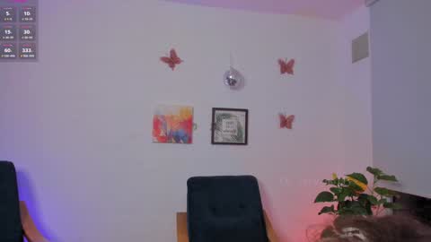 Lary  online show from 7, 2, 2025