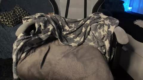 Snapshot of lastnight4you chatting on 15, 12, 2025 acie online show from 15, 12, 2025