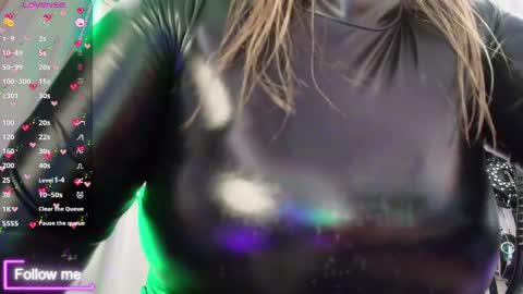 Snapshot of latex_rose_daniels chatting on 27, 2, 2025 ROSE online show from 27, 2, 2025