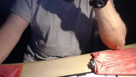 Snapshot of latexloverch71 chatting on 14, 12, 2025 Andreas Latexlover online show from 14, 12, 2025