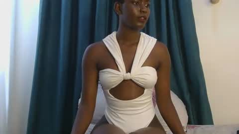 Snapshot of latiffaah_xx chatting on 11, 1, 2026 latiffaah_xx online show from 11, 1, 2026