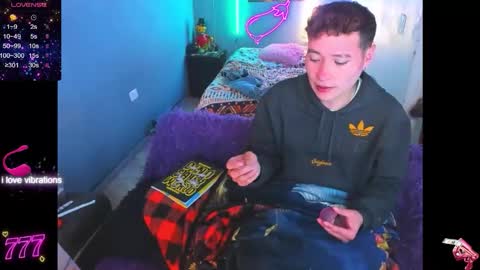 Snapshot of latin_boysxxx_ chatting on 15, 2, 2026 latin_boysxxx_ online show from 15, 2, 2026