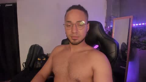 Snapshot of latin_luxury_i chatting on 24, 1, 2025  Free OF online show from 24, 1, 2025