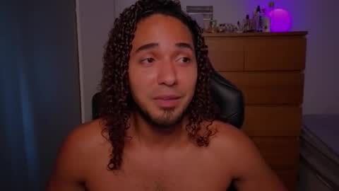 Snapshot of latin_luxury_i chatting on 10, 9, 2025  Free OF online show from 10, 9, 2025