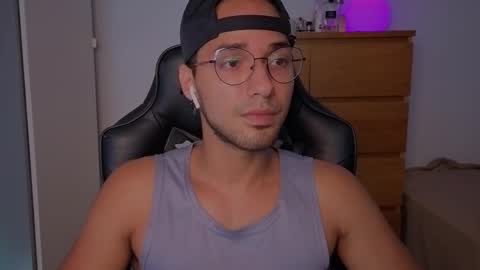 Snapshot of latin_luxury_i chatting on 18, 9, 2025  Free OF online show from 18, 9, 2025