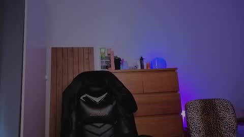 Snapshot of latin_luxury_i chatting on 5, 10, 2025  Free OF online show from 5, 10, 2025