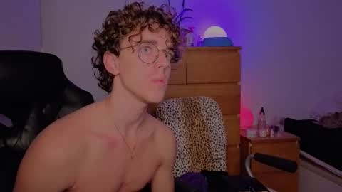 Snapshot of latin_luxury_i chatting on 19, 10, 2025  Free OF online show from 19, 10, 2025