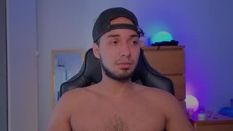 Snapshot of latin_luxury_i chatting on 25, 10, 2025  Free OF online show from 25, 10, 2025