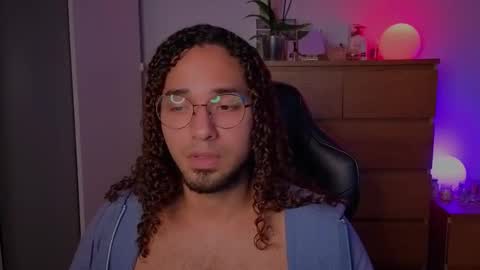 Snapshot of latin_luxury_i chatting on 28, 10, 2025  Free OF online show from 28, 10, 2025