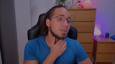 Snapshot of latin_luxury_i chatting on 28, 10, 2025  Free OF online show from 28, 10, 2025