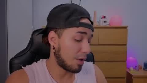 Snapshot of latin_luxury_i chatting on 29, 10, 2025  Free OF online show from 29, 10, 2025