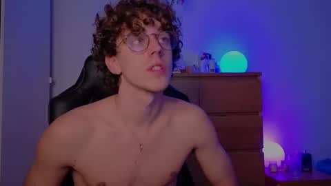 Snapshot of latin_luxury_i chatting on 31, 10, 2025  Free OF online show from 31, 10, 2025