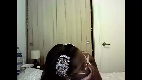 latina033 online show from 22, 3, 2026