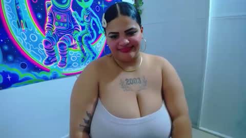 latina_bigboos12 online show from 17, 12, 2025