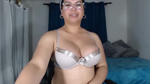 FLOR SALVAJE online show from 16, 1, 2025