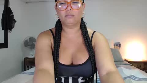 FLOR SALVAJE online show from 26, 10, 2025