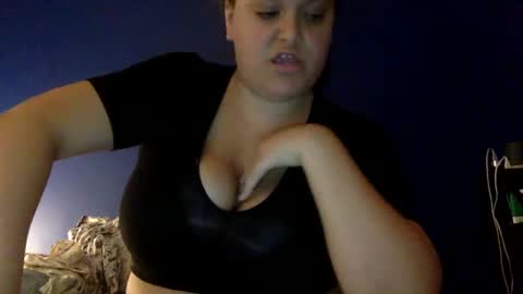 Snapshot of latinagoddess_isa chatting on 23, 9, 2025 latinagoddess_isa online show from 23, 9, 2025