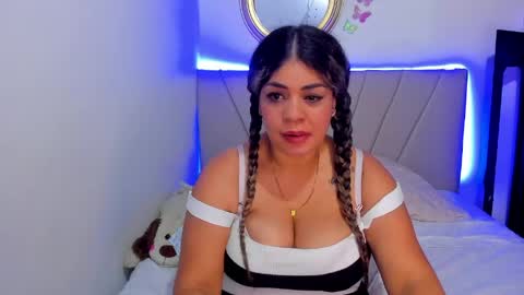 latinamav22 online show from 30, 4, 2026