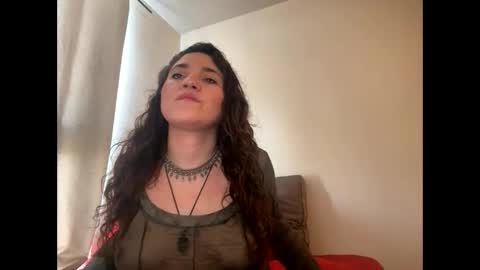Snapshot of latinamystique chatting on 11, 4, 2026 latinamystique online show from 11, 4, 2026