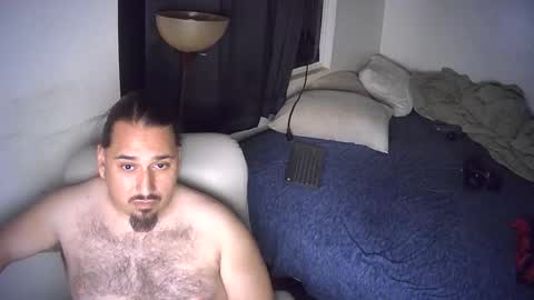 Snapshot of latinbb3030 chatting on 26, 10, 2025 LatinoBB online show from 26, 10, 2025