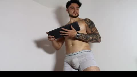 LatinBoyVIP  Colombian online show from 5, 6, 2026