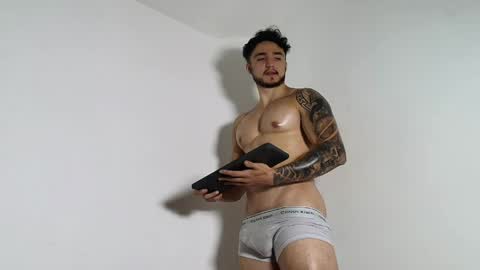 LatinBoyVIP  Colombian online show from 7, 6, 2026