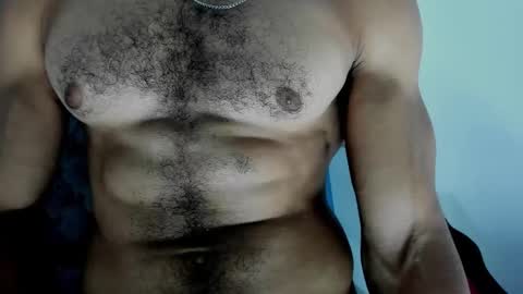 Snapshot of latinhotboys1 chatting on 8, 2, 2025 Zeus online show from 8, 2, 2025