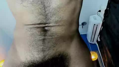 Snapshot of latinhotboys1 chatting on 24, 2, 2025 Zeus online show from 24, 2, 2025