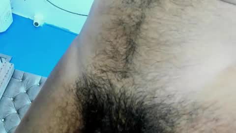 Snapshot of latinhotboys1 chatting on 18, 10, 2025 Zeus online show from 18, 10, 2025