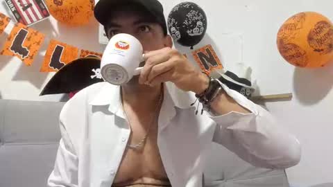 latinmartin254 online show from 1, 11, 2025