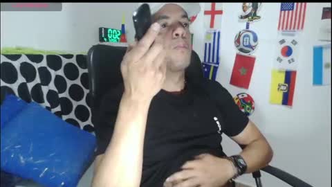 Snapshot of latinmartin254 chatting on 4, 7, 2026 latinmartin254 online show from 4, 7, 2026
