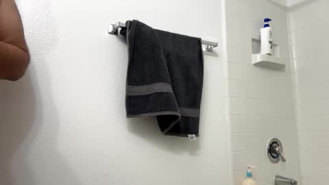 latinoforasian online show from 6, 1, 2026