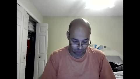 Snapshot of latinoinfla chatting on 1, 12, 2024 latinoinfla online show from 1, 12, 2024