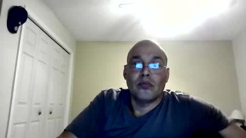 Snapshot of latinoinfla chatting on 27, 11, 2025 latinoinfla online show from 27, 11, 2025