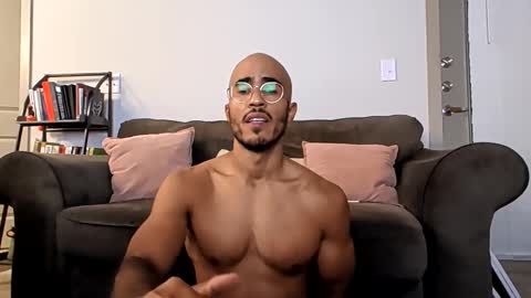 Snapshot of latinomixedbbc chatting on 20, 10, 2025 latinomixedbbc online show from 20, 10, 2025