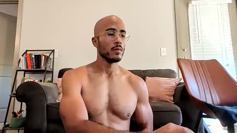 Snapshot of latinomixedbbc chatting on 7, 11, 2025 latinomixedbbc online show from 7, 11, 2025