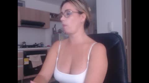 latinpaprika online show from 17, 2, 2025