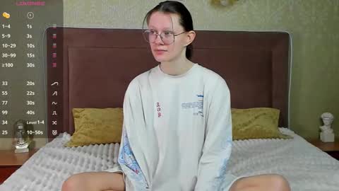 latoriacosner online show from 2, 2, 2026