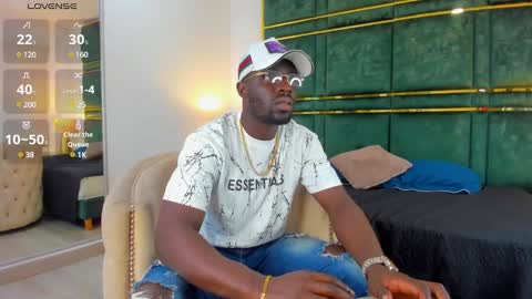 LEANDRO online show from 5, 2, 2025