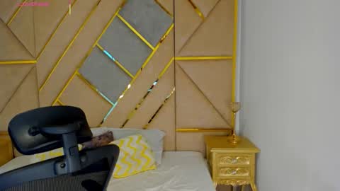 LEANDRO online show from 1, 11, 2025