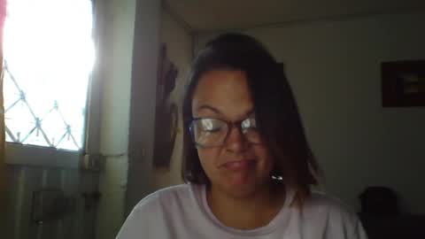Snapshot of lau16310 chatting on 4, 6, 2026 Laura online show from 4, 6, 2026