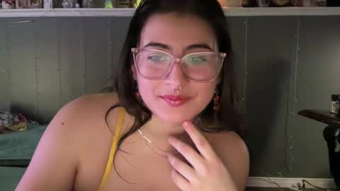 lau_mamacita online show from 24, 1, 2025