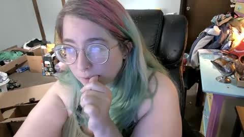 Little Leo online show from 7, 10, 2025