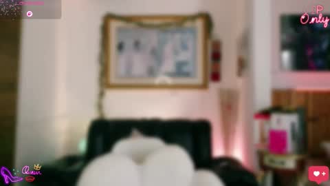 laujgray online show from 6, 4, 2026