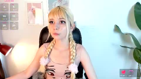 Snapshot of laukyubey1 chatting on 1, 7, 2026 laukyubey1 online show from 1, 7, 2026